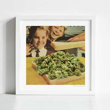 Cargar imagen en el visor de la galería, 'M Sandwich' Art Print by Vertigo Artography