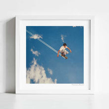 Cargar imagen en el visor de la galería, &#39;Sky skater&#39; Art Print by Vertigo Artography